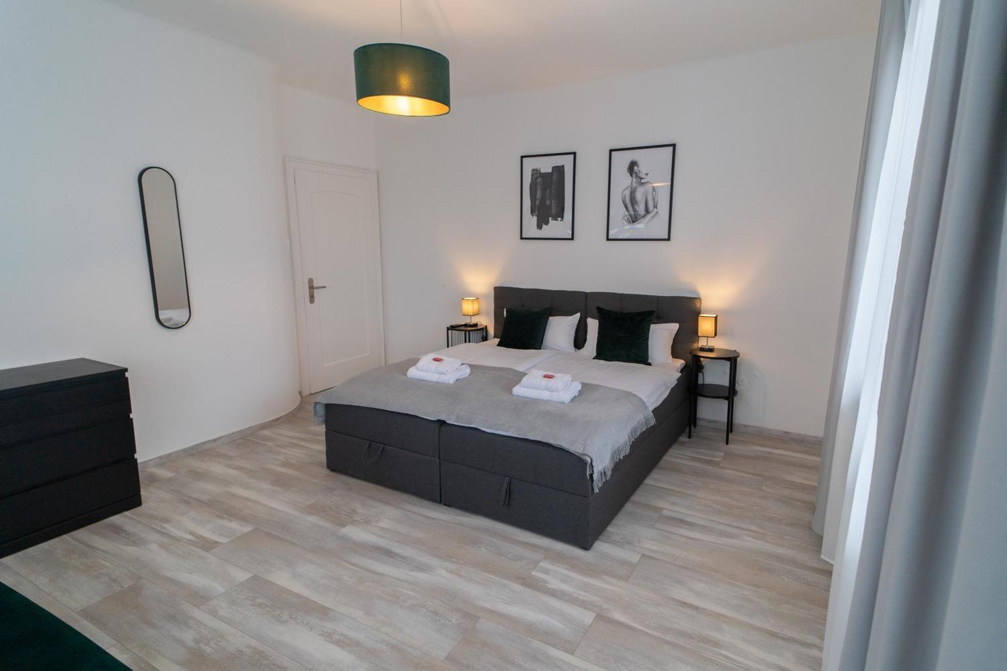 Morehome Apartments, Center,Parking 180Qm バート・ヴェリスホーフェン エクステリア 写真