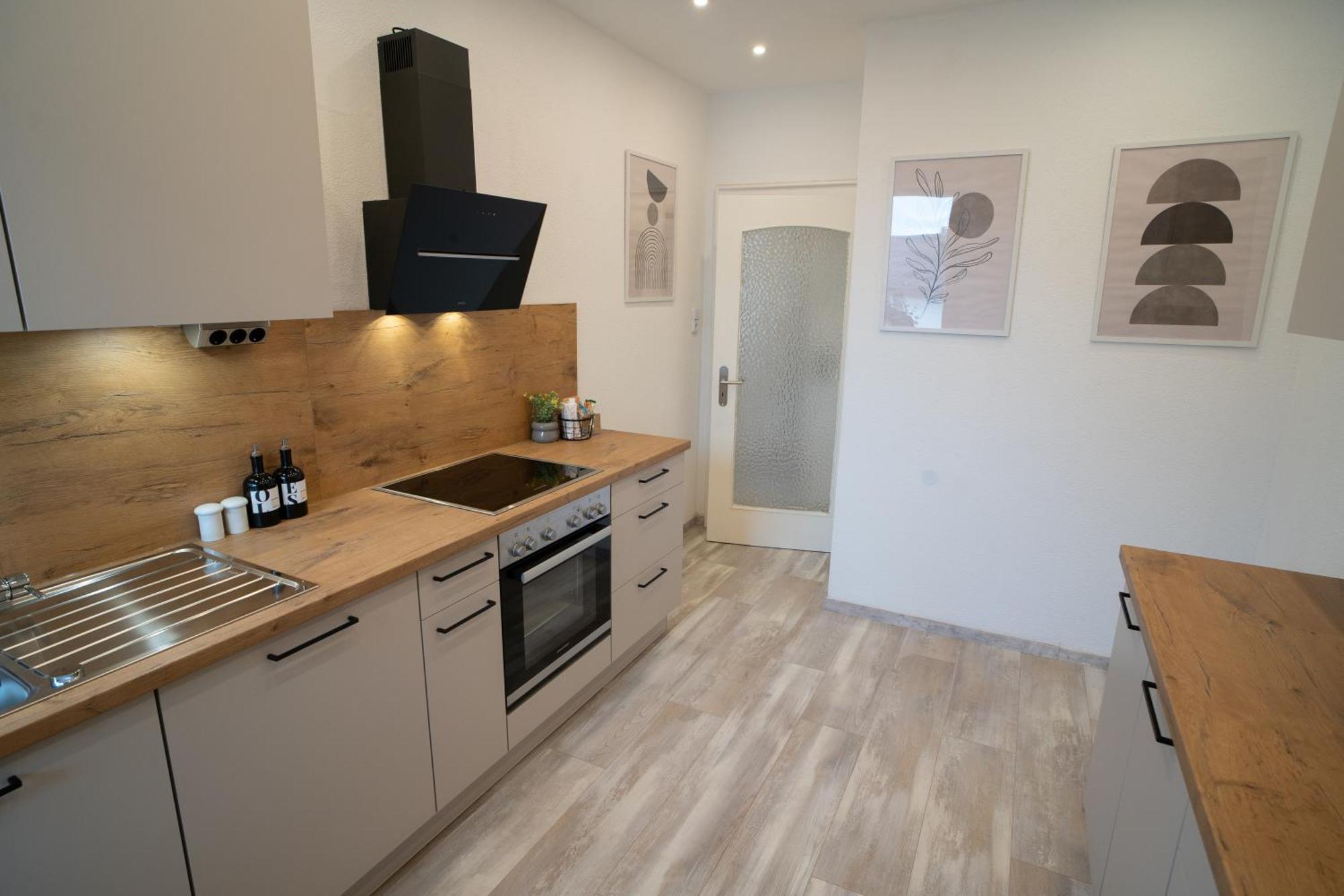 Morehome Apartments, Center,Parking 180Qm バート・ヴェリスホーフェン エクステリア 写真