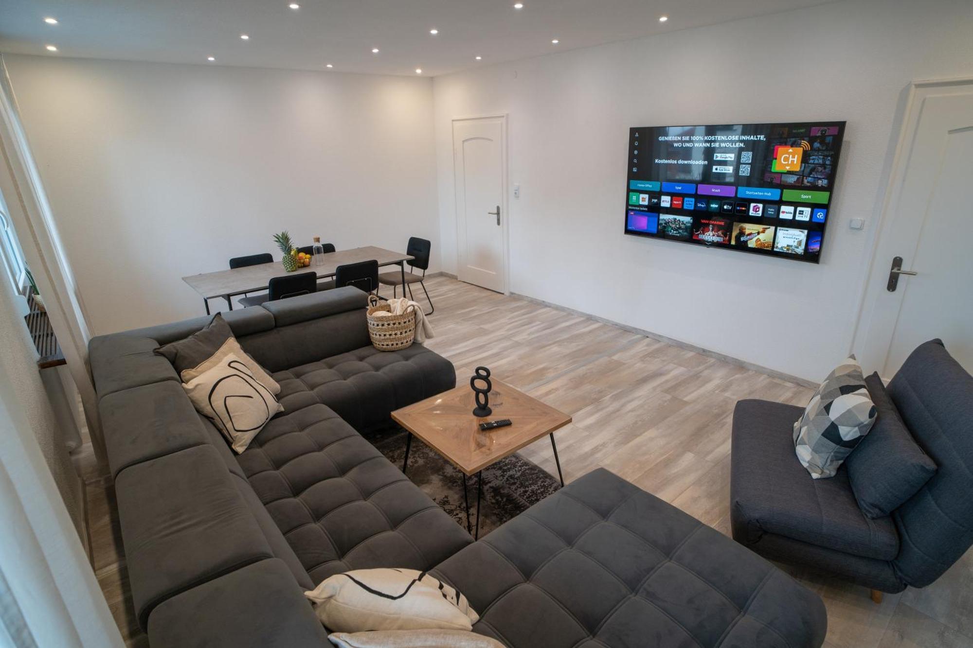 Morehome Apartments, Center,Parking 180Qm バート・ヴェリスホーフェン エクステリア 写真
