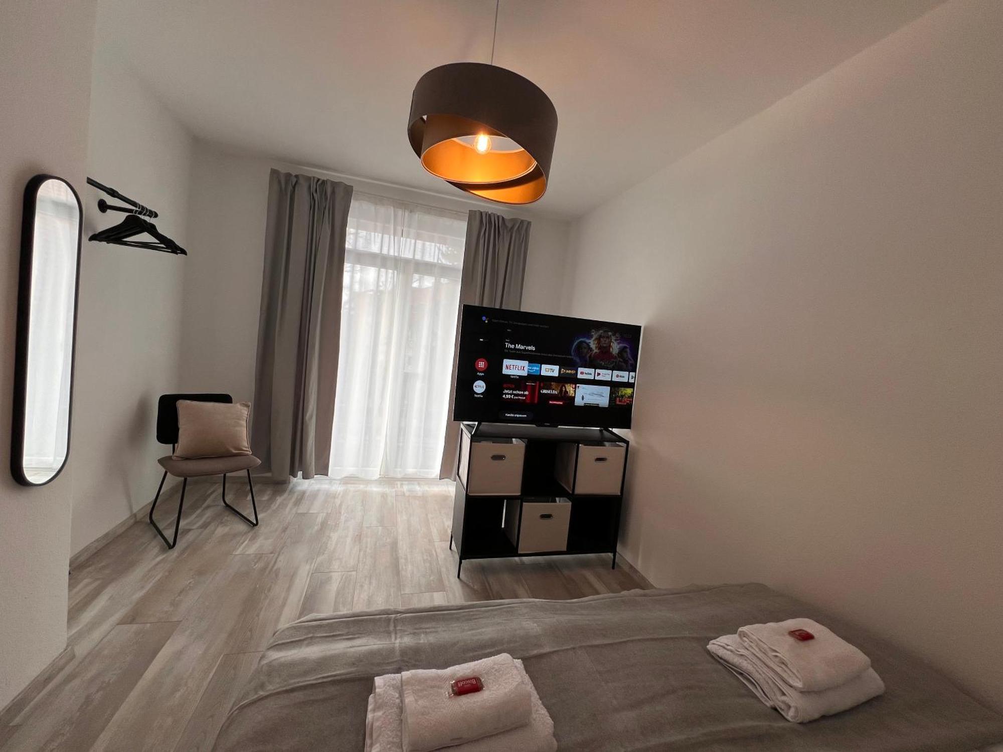 Morehome Apartments, Center,Parking 180Qm バート・ヴェリスホーフェン エクステリア 写真